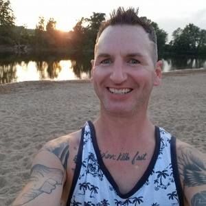 Meet your Posher, Christopher